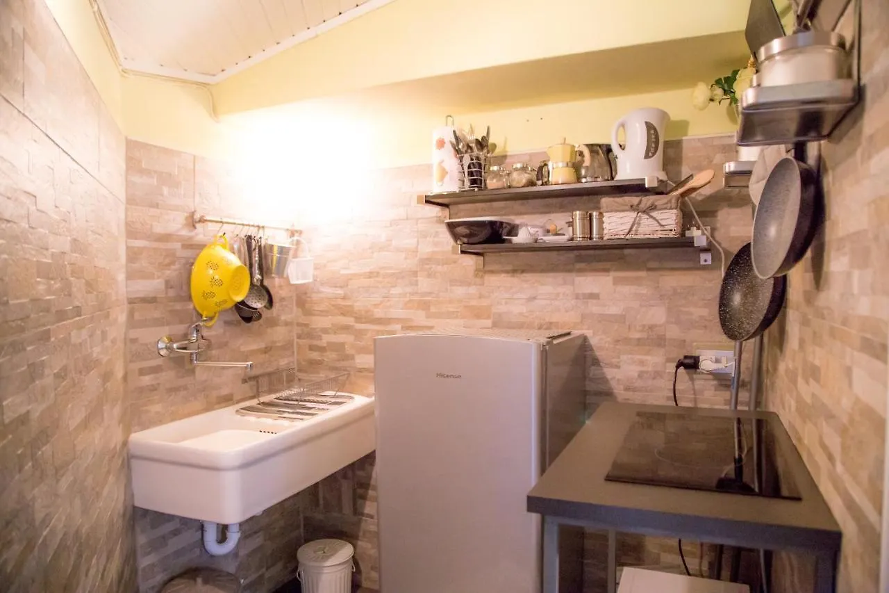 Ferienwohnung House Al Noce Moltrasio